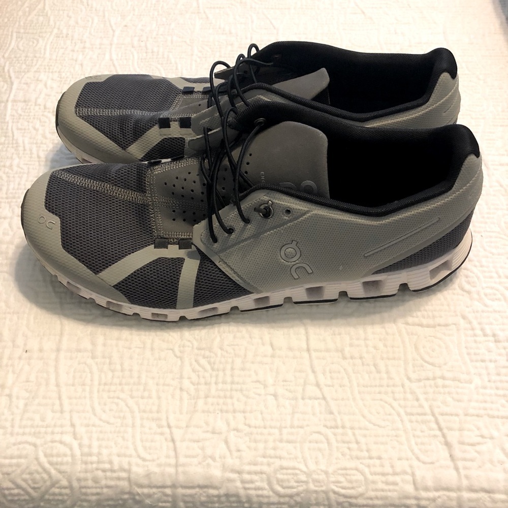 ON Running Shoes 11.5